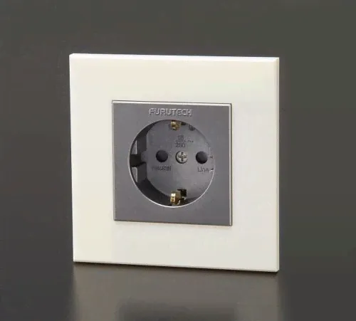 Furutech FP-SWS-G Wandsteckdose vergoldet, PP