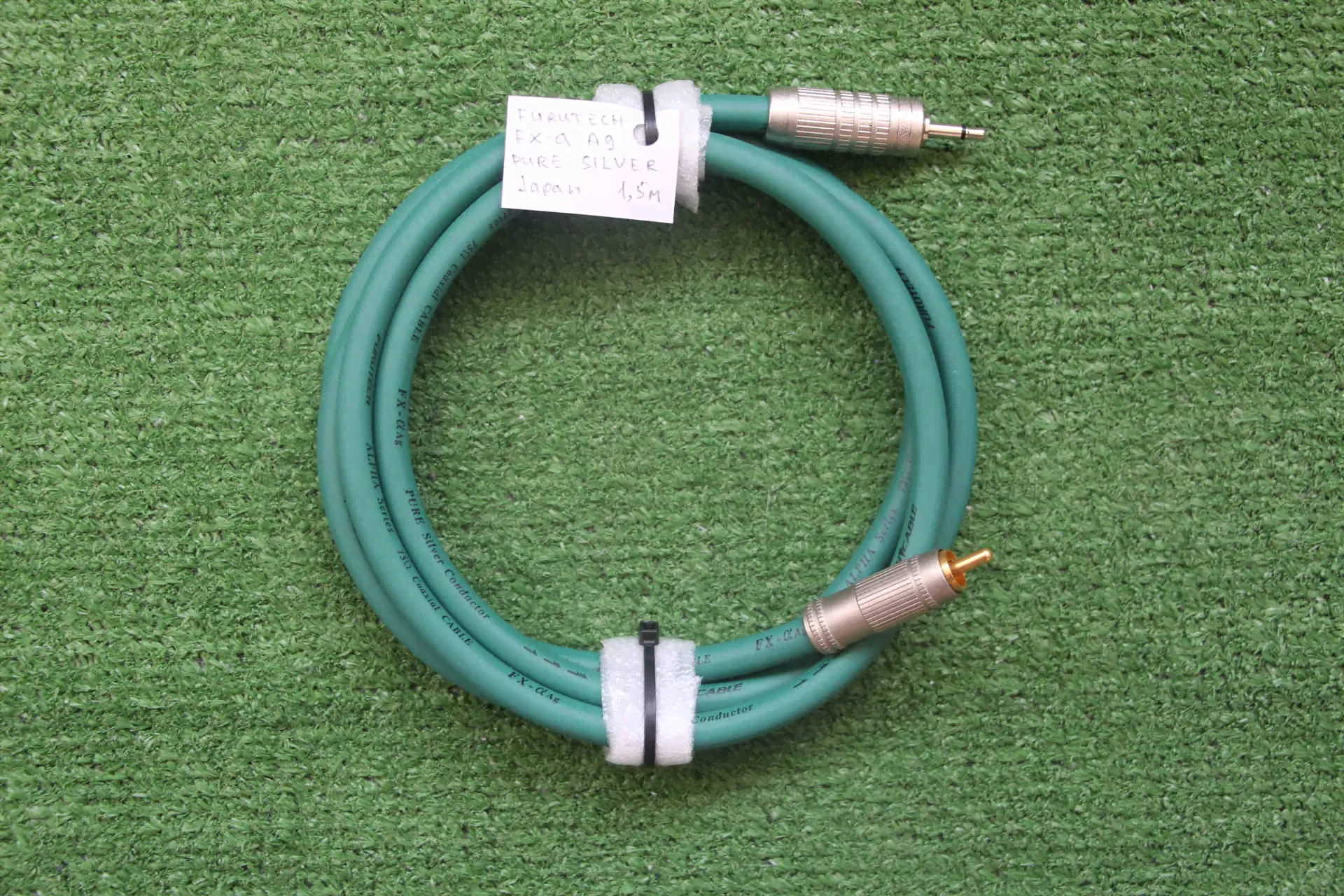 Furutech FX Alpha Jack 3.5-RCA разная длина-2