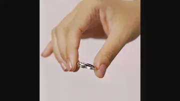 Radiant Reverie: Zavya's Rhodium Plated Ring Collection