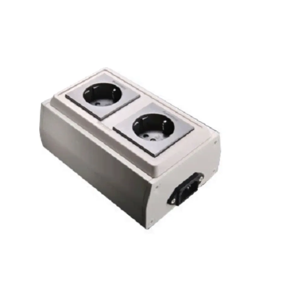 Разветвитель сетевой Furutech FP-SWS-D (R) Box