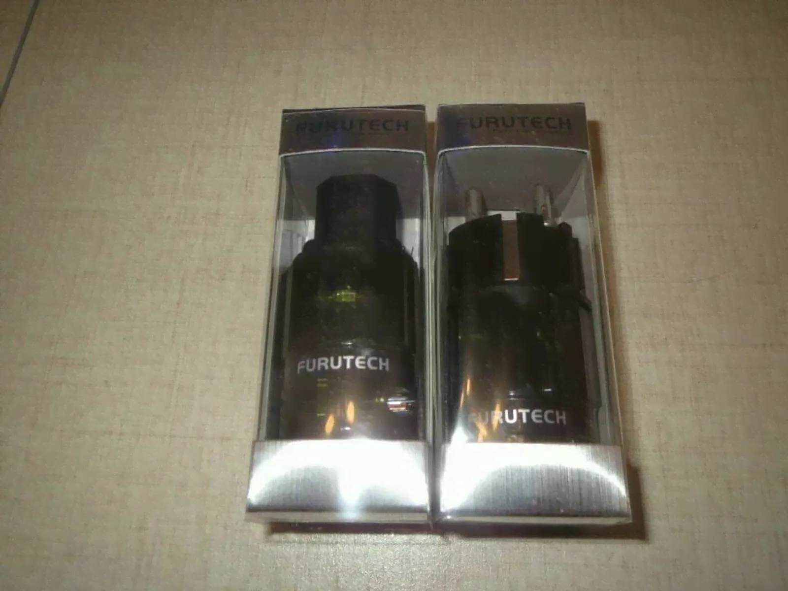 Furutech FI-E38 R Rhodium Stecker + FI-28 R Kaltgerätekupplung NEU